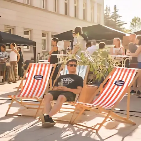 Günstige Wochenunterkunft Für Schüler, Studenten Und Berufstätige