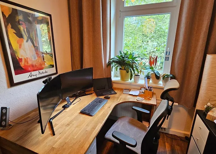 Guenstige Wochenunterkunft Fuer Schueler, Studenten Und Berufstaetige *