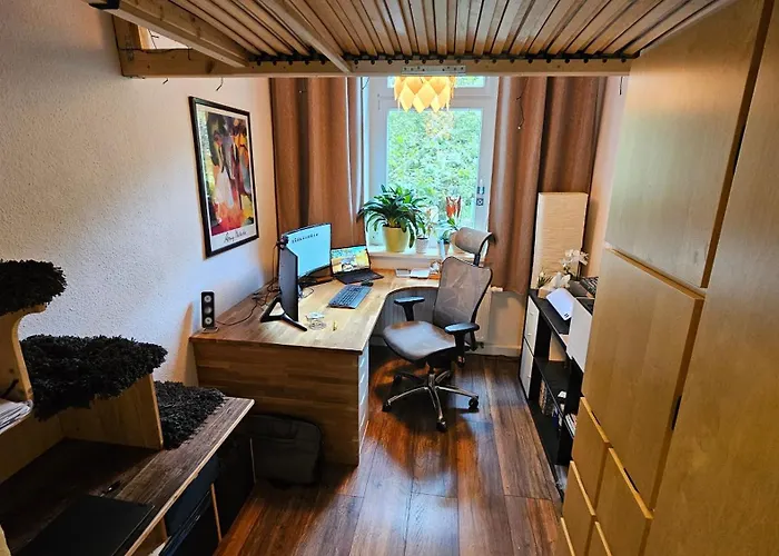 Guenstige Wochenunterkunft Fuer Schueler, Studenten Und Berufstaetige ホームステイ