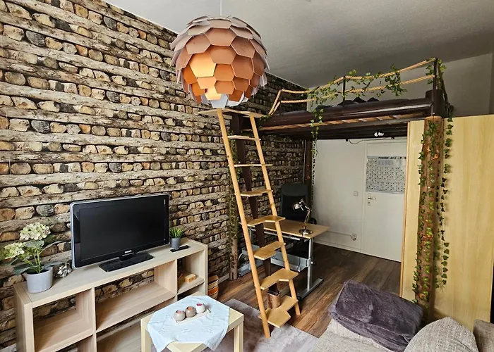 ホームステイ Guenstige Wochenunterkunft Fuer Schueler, Studenten Und Berufstaetige ケムニッツ