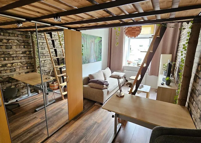 Guenstige Wochenunterkunft Fuer Schueler, Studenten Und Berufstaetige